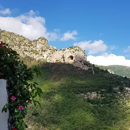 La Casa Del Capitano